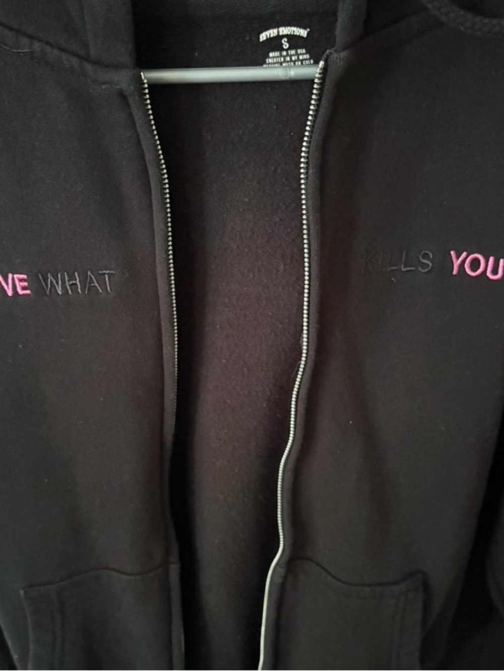 Customize sweater - Picture 4 of 6